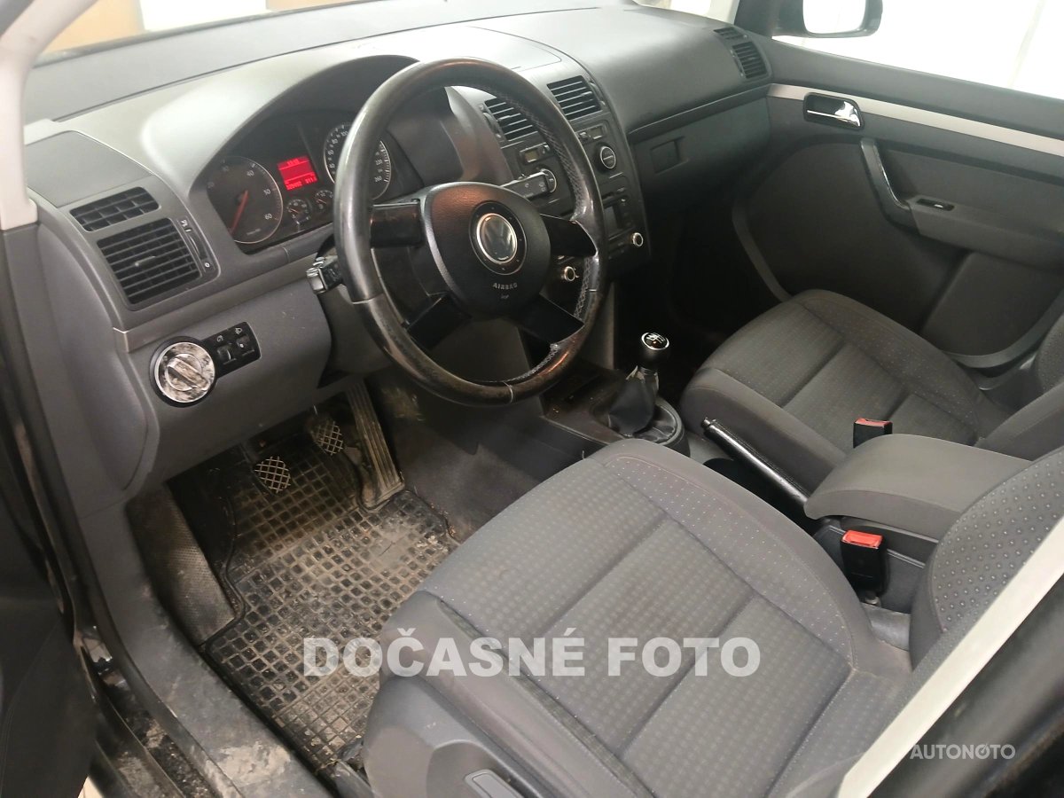 Volkswagen Touran, 2006 - pohled č. 3