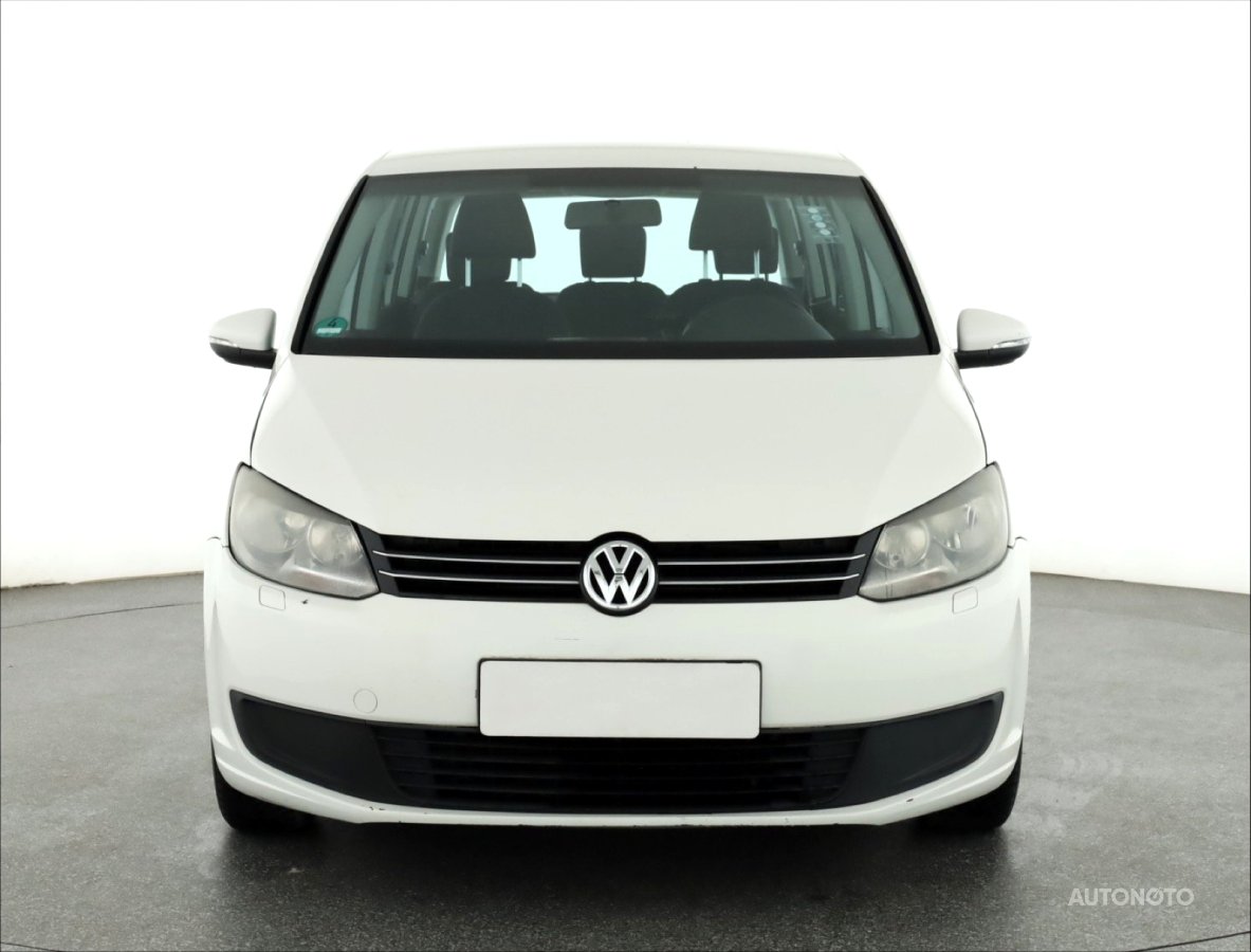 Volkswagen Touran, 2011 - pohled č. 2
