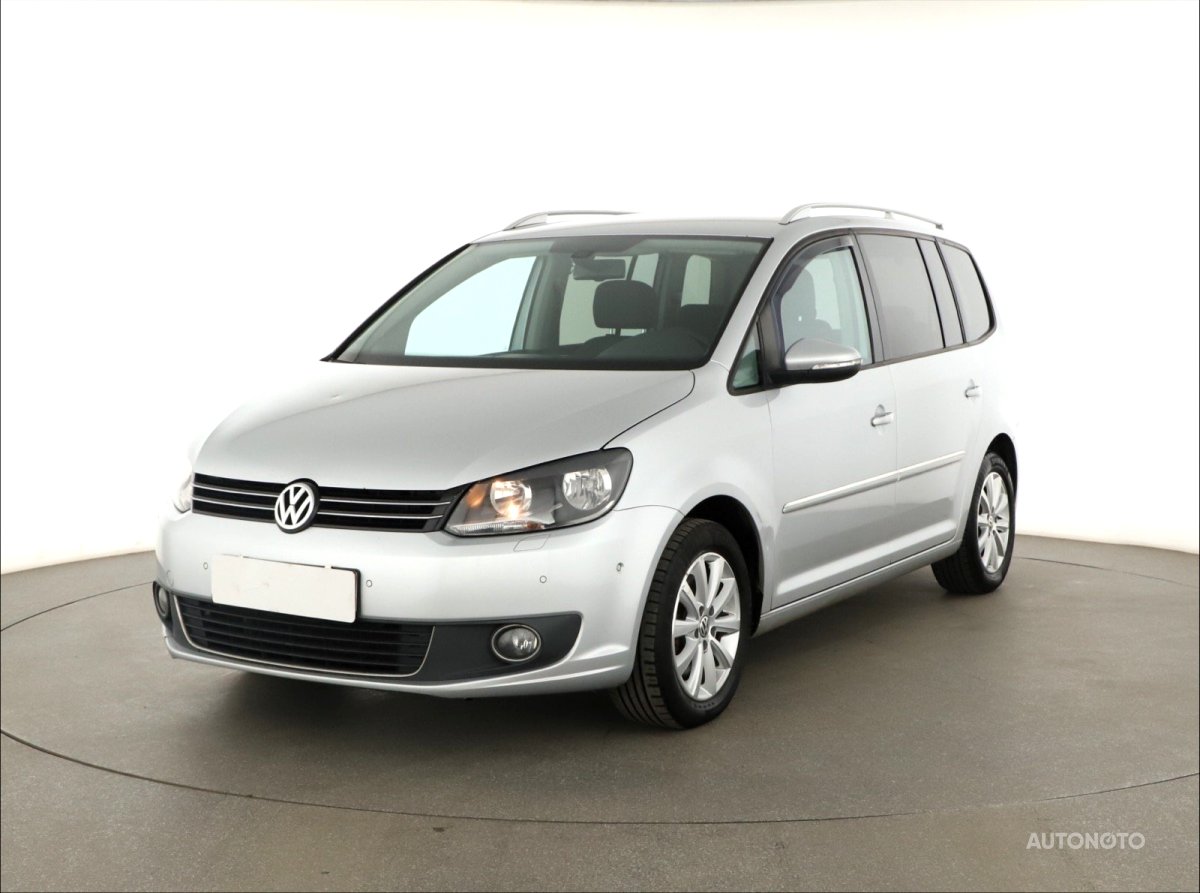 Volkswagen Touran, 2013 - pohled č. 3