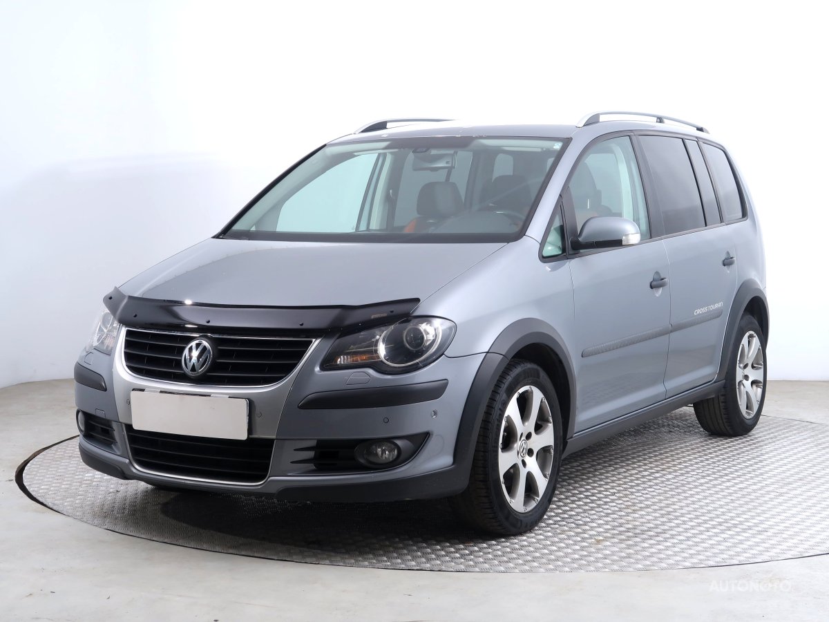 Volkswagen Touran, 2008 - pohled č. 3
