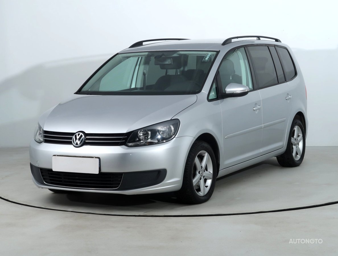 Volkswagen Touran, 2013 - pohled č. 3