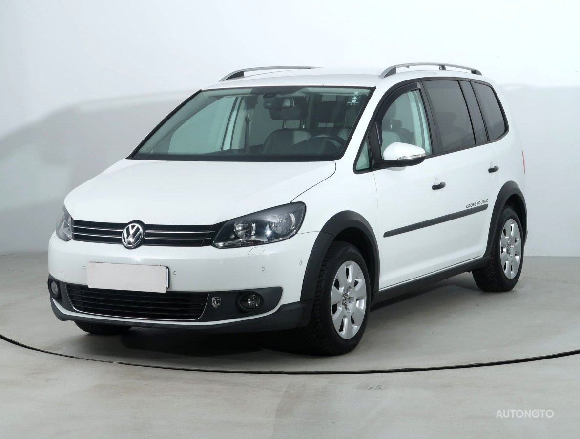 Volkswagen Touran, 2014 - pohled č. 3