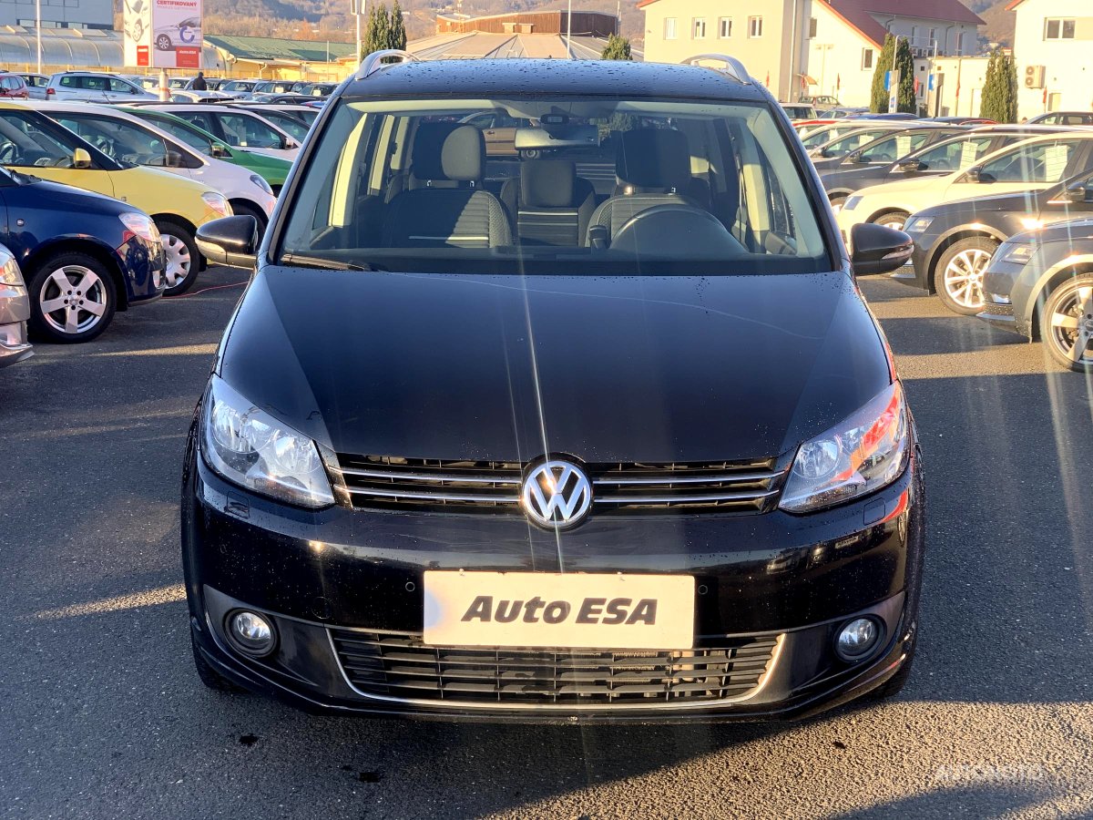 Volkswagen Touran, 2014 - pohled č. 2