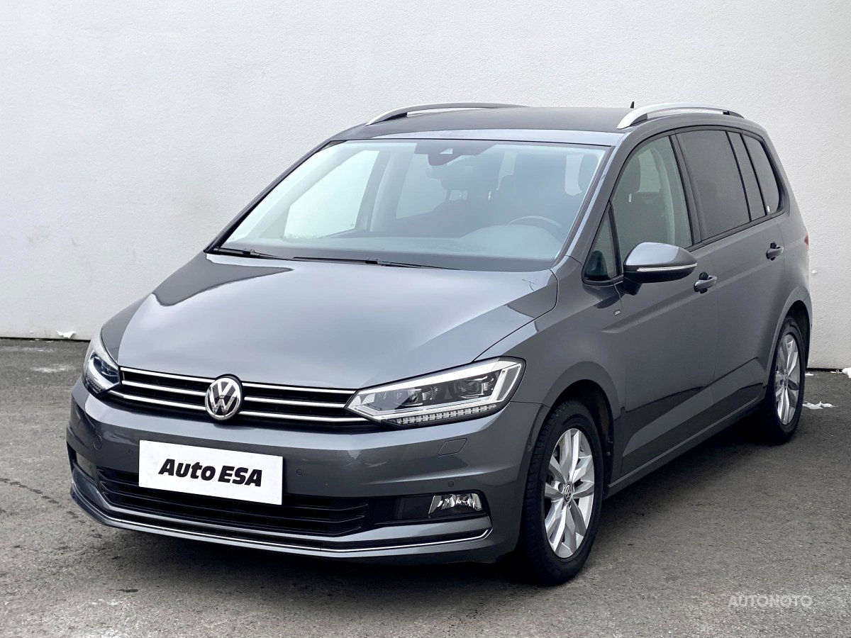 Volkswagen Touran, 2018 - pohled č. 3