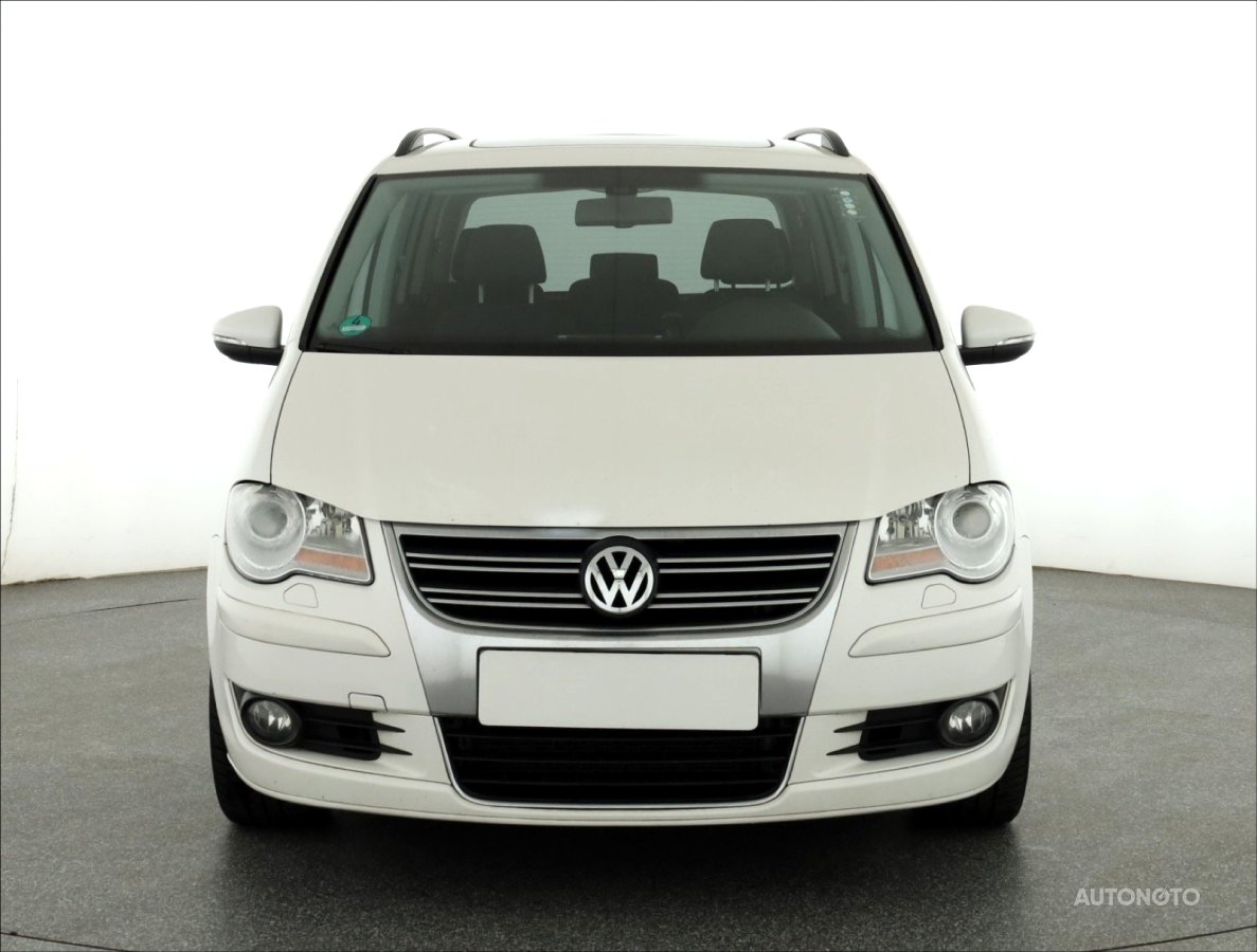 Volkswagen Touran, 2009 - pohled č. 2