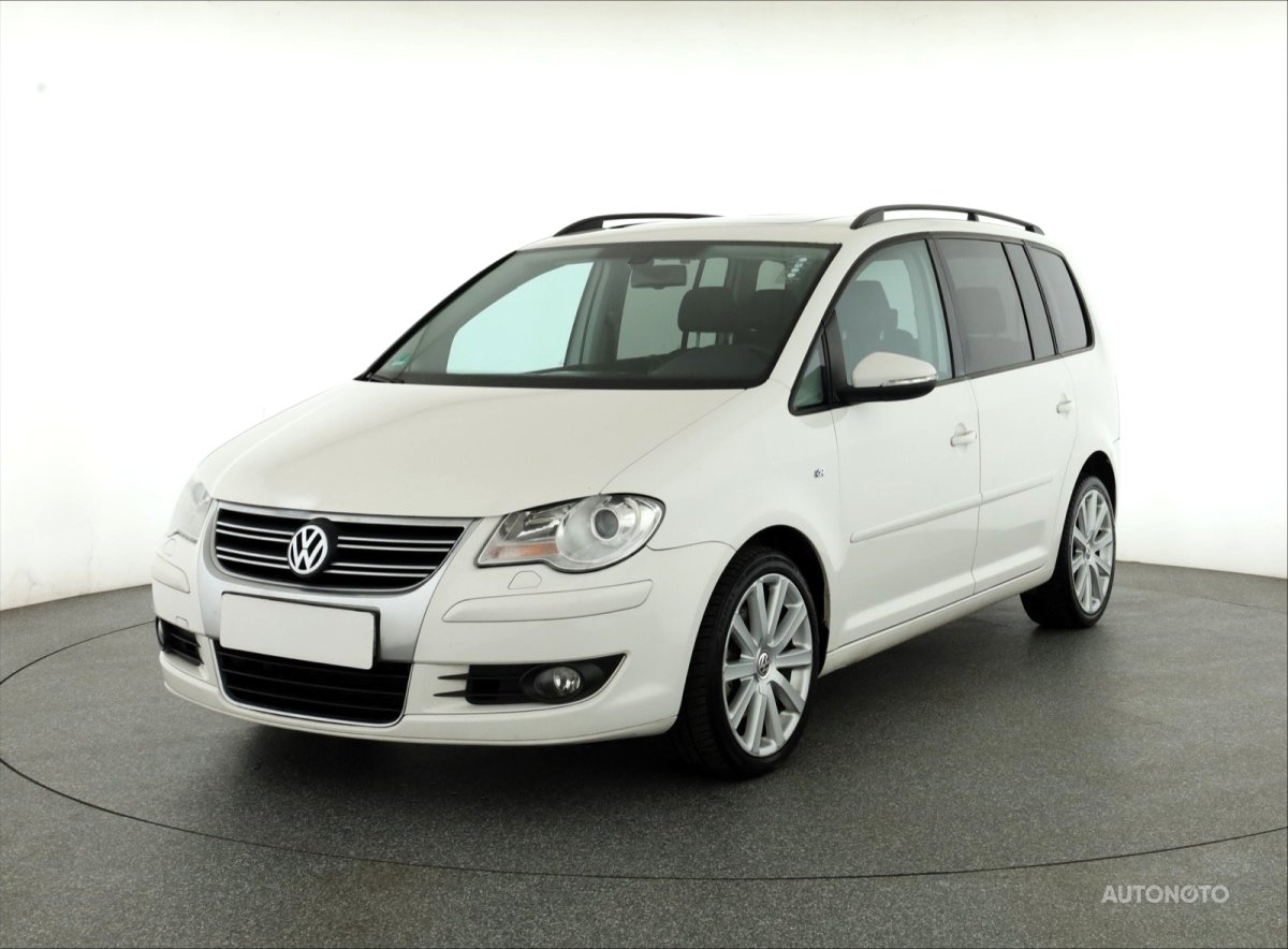 Volkswagen Touran, 2009 - pohled č. 3