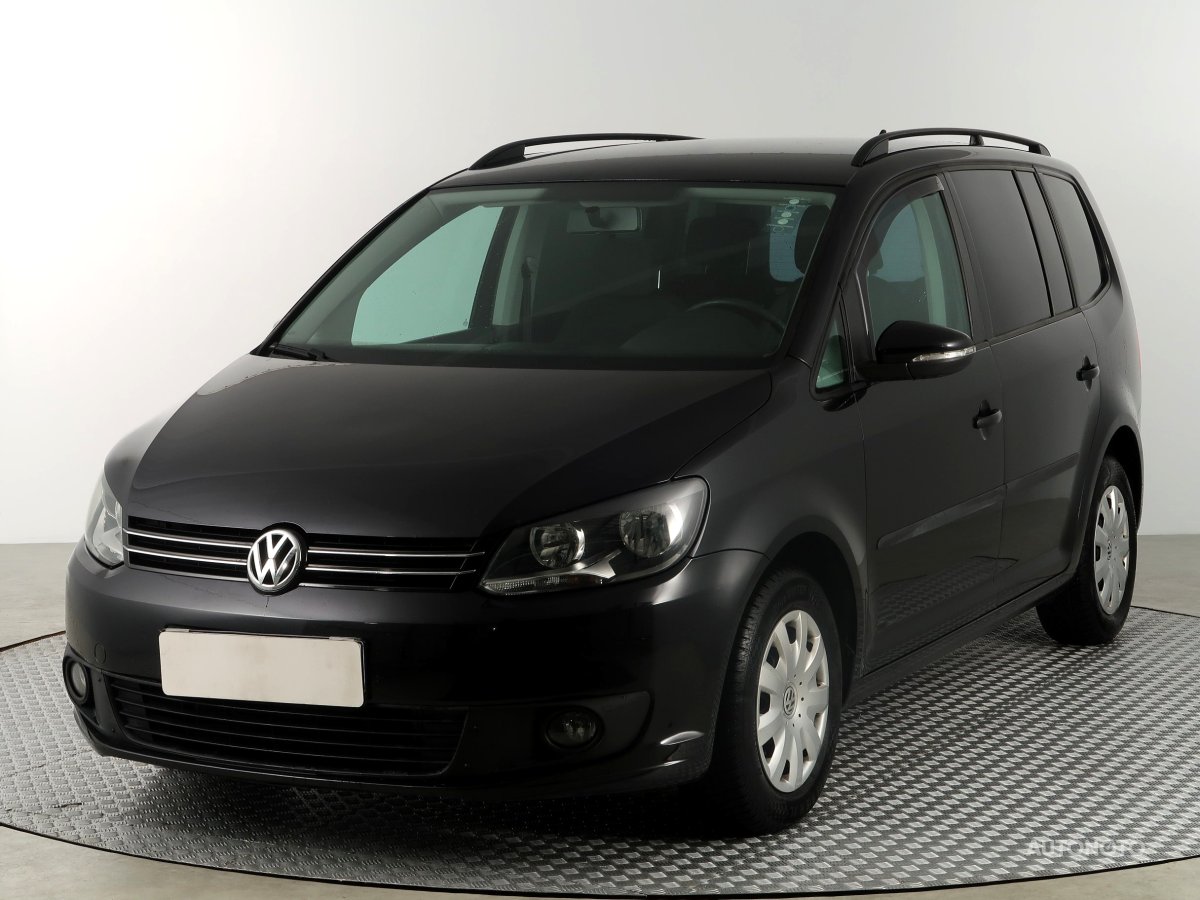 Volkswagen Touran, 2013 - pohled č. 3