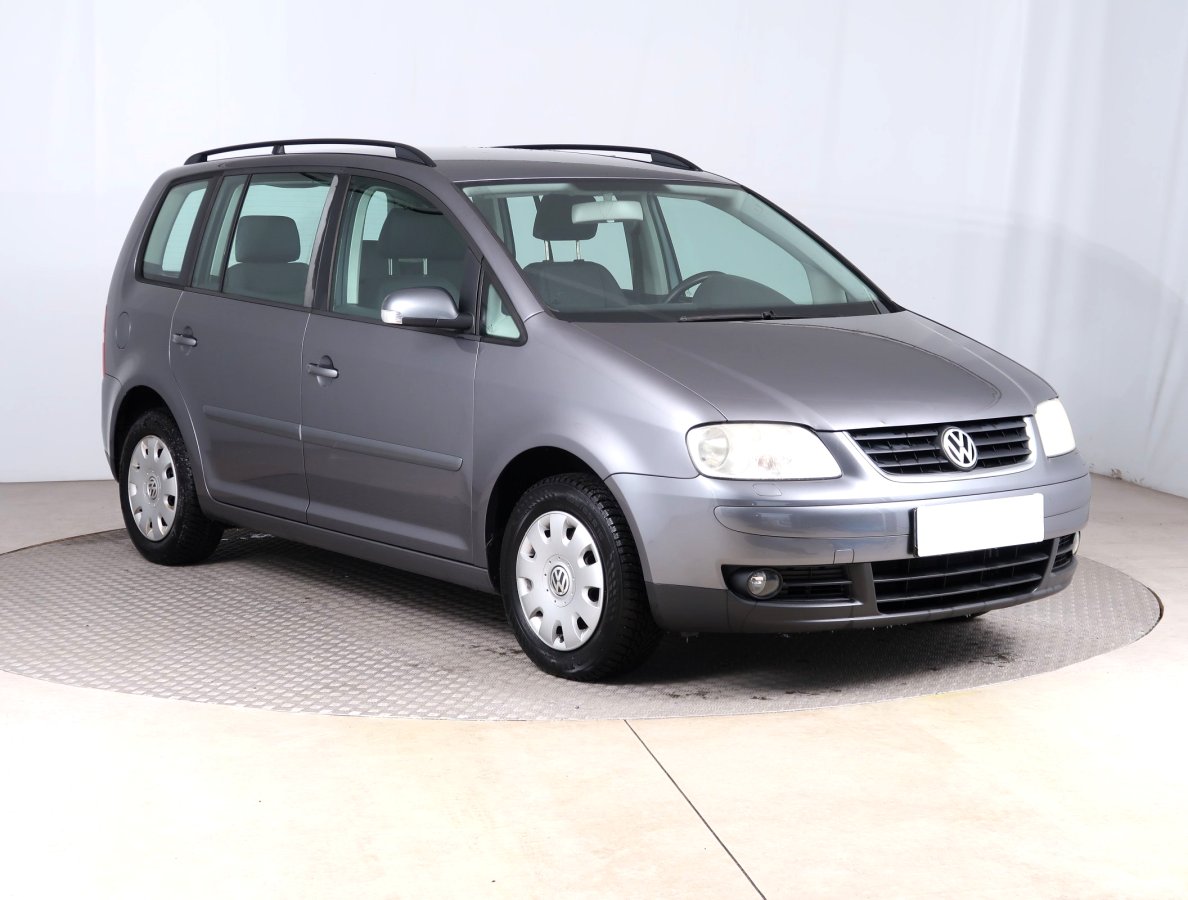 Volkswagen Touran, 2005 - celkový pohled