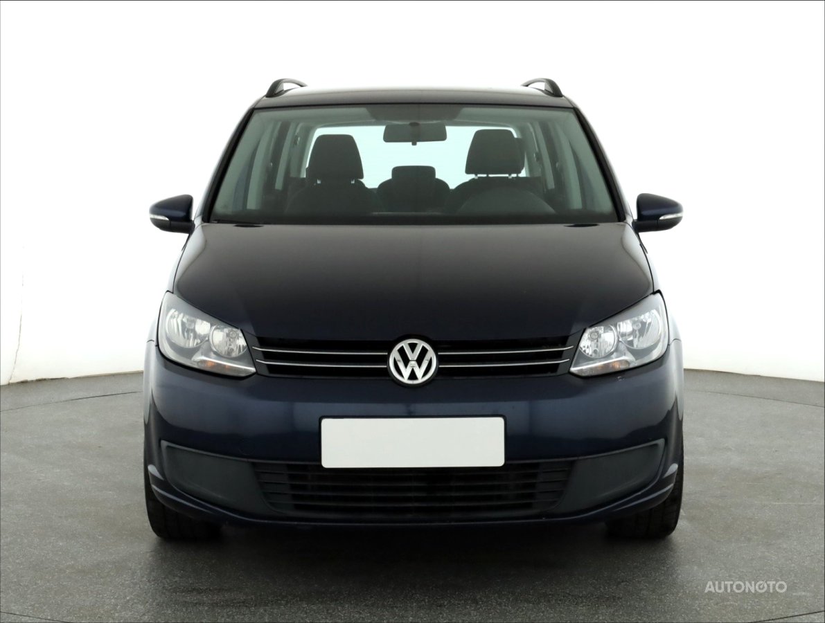 Volkswagen Touran, 2012 - pohled č. 2