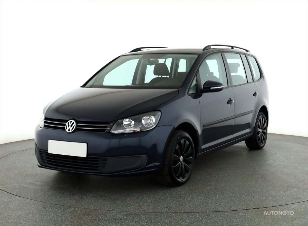 Volkswagen Touran, 2012 - pohled č. 3