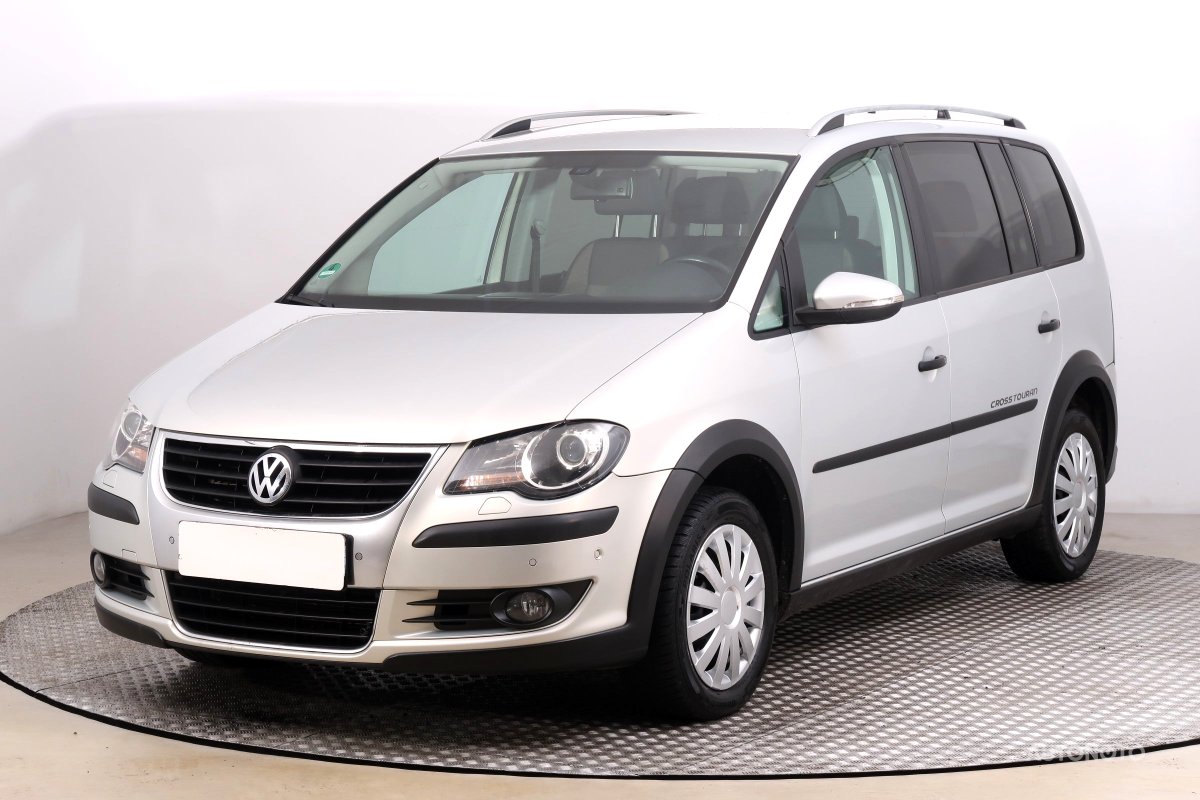 Volkswagen Touran, 2010 - pohled č. 3