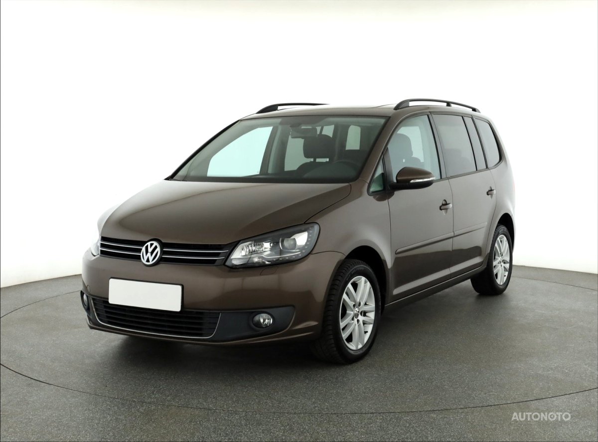 Volkswagen Touran, 2014 - pohled č. 3