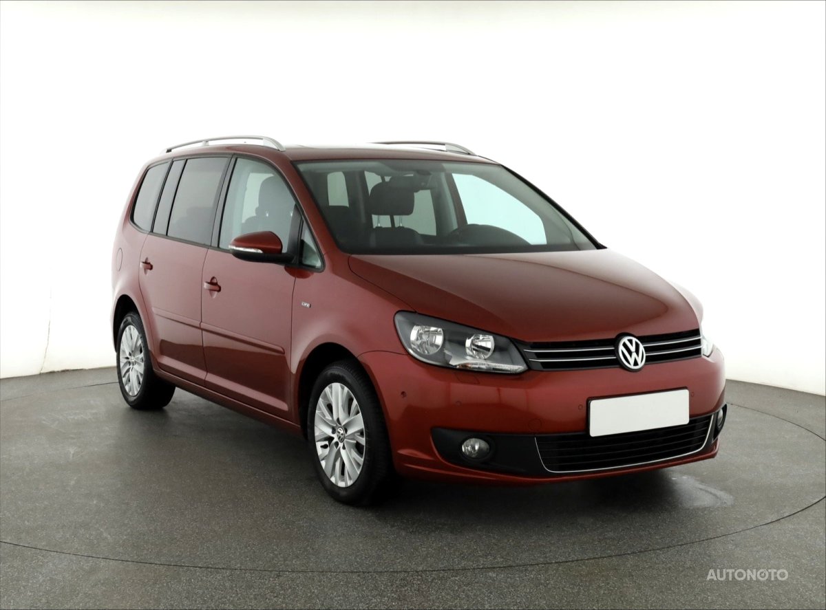 Volkswagen Touran, 2013 - celkový pohled