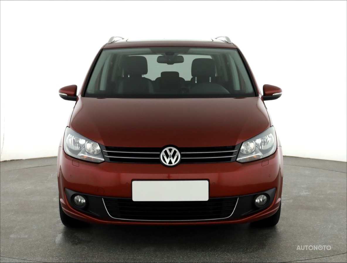 Volkswagen Touran, 2013 - pohled č. 2