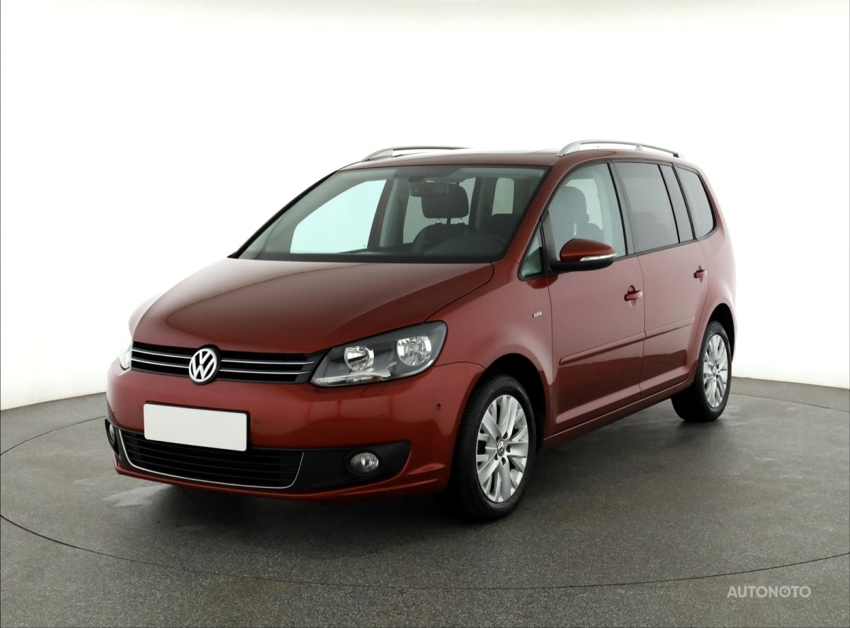 Volkswagen Touran, 2013 - pohled č. 3