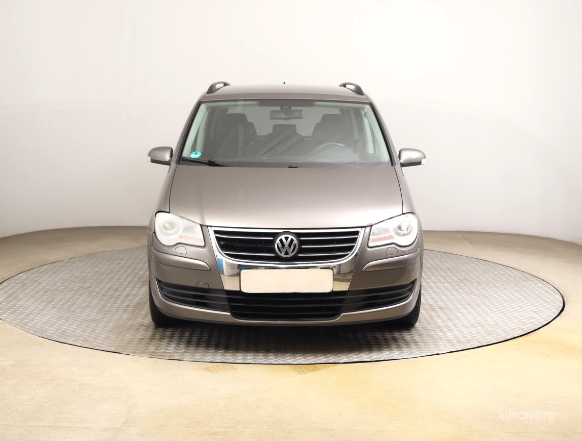 Volkswagen Touran, 2009 - pohled č. 2
