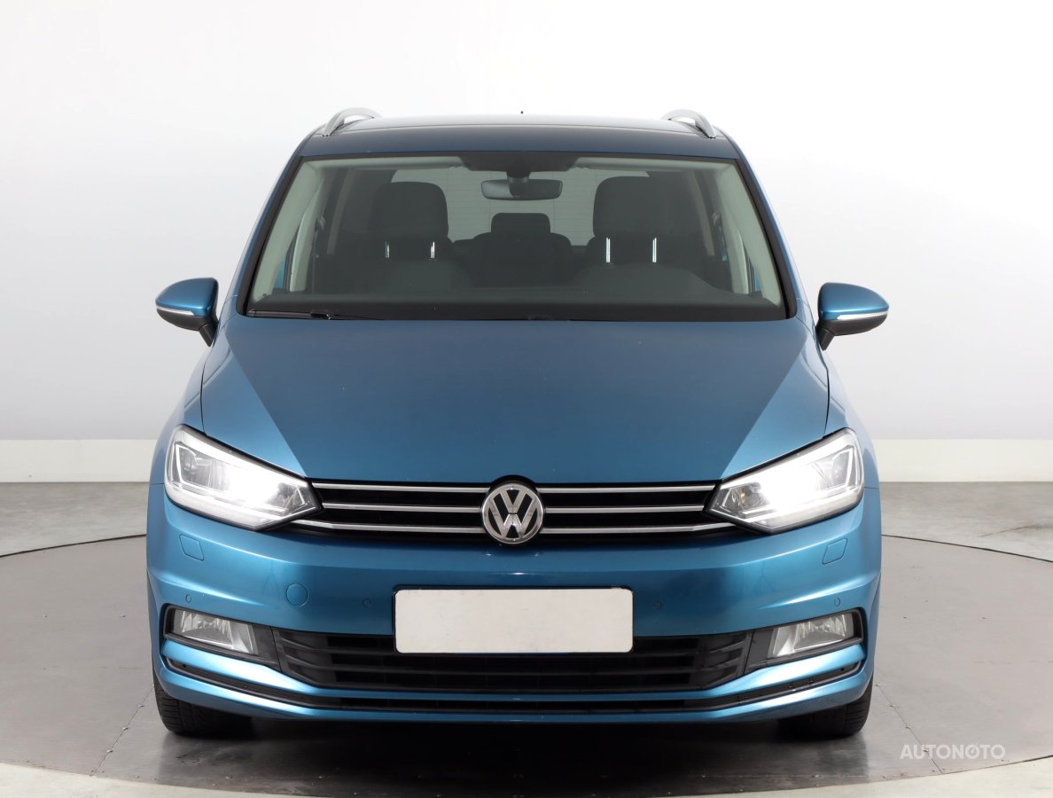 Volkswagen Touran, 2016 - pohled č. 2