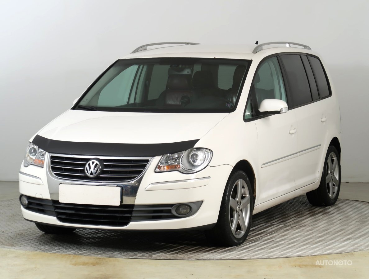 Volkswagen Touran, 2009 - pohled č. 3