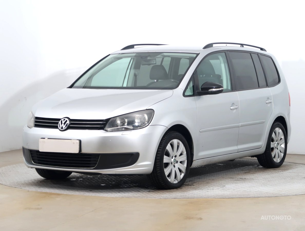 Volkswagen Touran, 2010 - pohled č. 3
