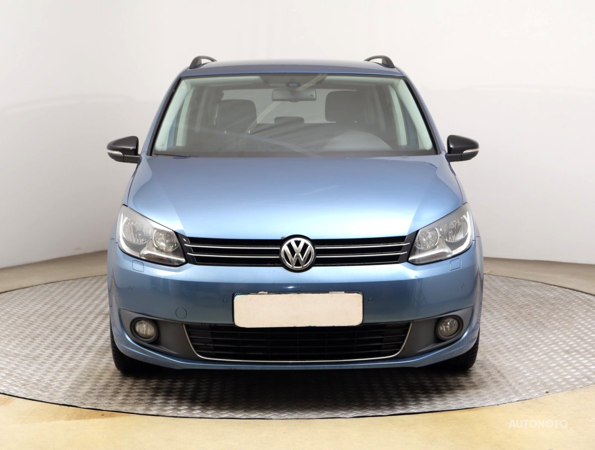 Volkswagen Touran, 2012 - pohled č. 2