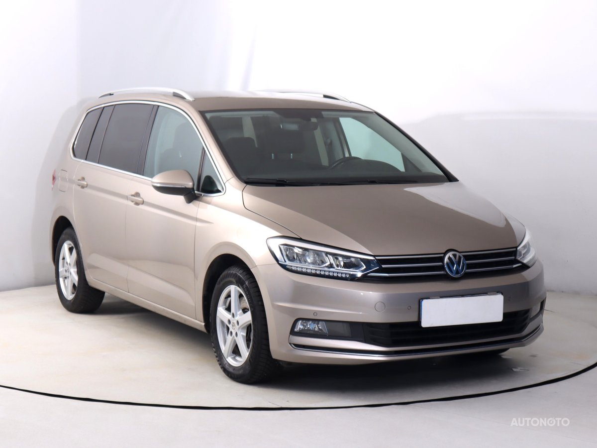 Volkswagen Touran, 2019 - celkový pohled