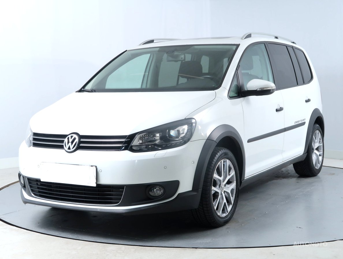 Volkswagen Touran, 2014 - pohled č. 3