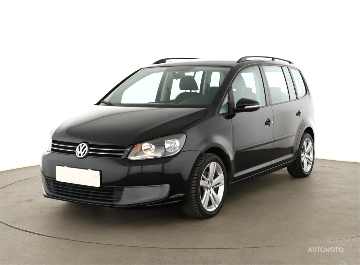 Volkswagen Touran, 2011 - pohled č. 3