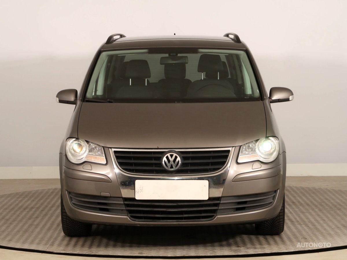 Volkswagen Touran, 2009 - pohled č. 2