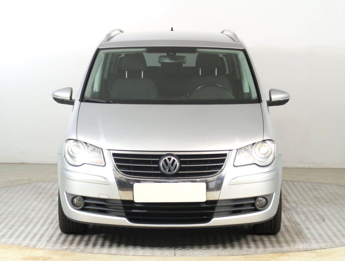 Volkswagen Touran, 2009 - pohled č. 2