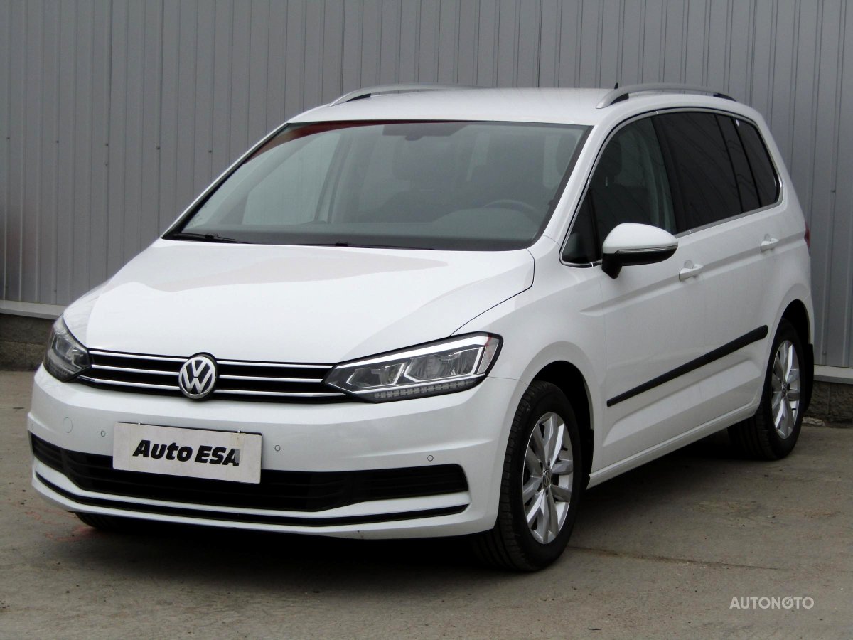 Volkswagen Touran, 2018 - pohled č. 3