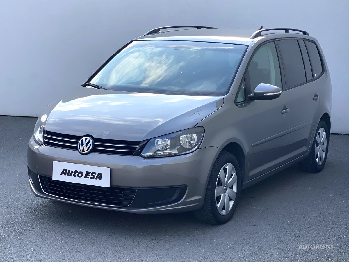 Volkswagen Touran, 2010 - pohled č. 3