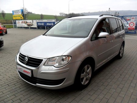 Volkswagen Touran, 2008 - pohled č. 3