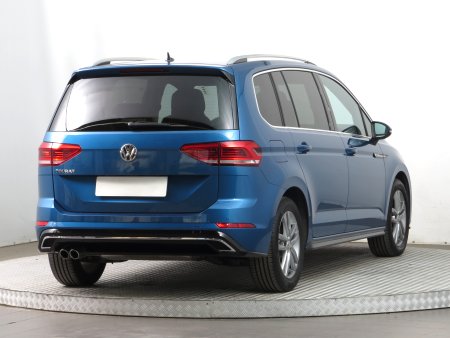 Volkswagen Touran, 2018 - pohled č. 7