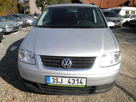 Volkswagen Touran, 2004 - pohled č. 4