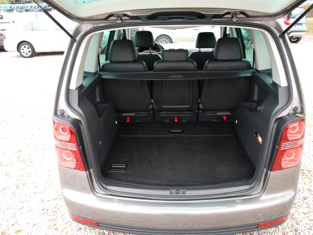 Volkswagen Touran, 2007 - pohled č. 8