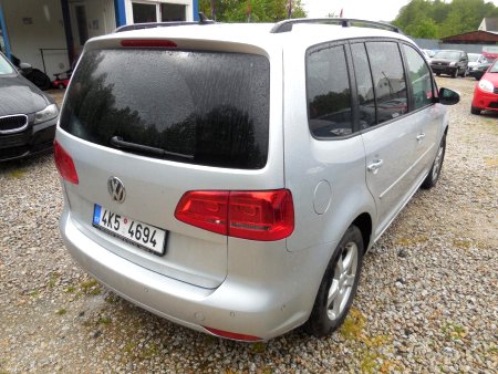 Volkswagen Touran, 2013 - pohled č. 3