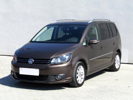 Volkswagen Touran, 2013 - pohled č. 3
