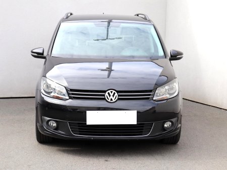 Volkswagen Touran, 2012 - pohled č. 2