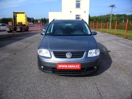 Volkswagen Touran, 2006 - pohled č. 2