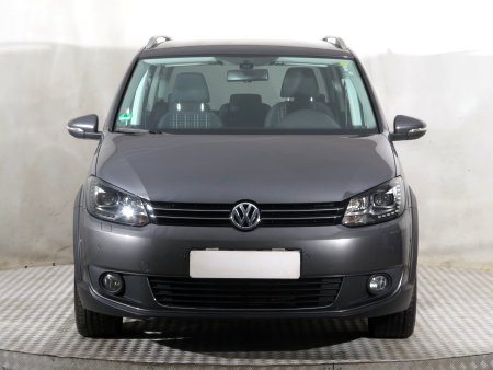 Volkswagen Touran, 2012 - pohled č. 2