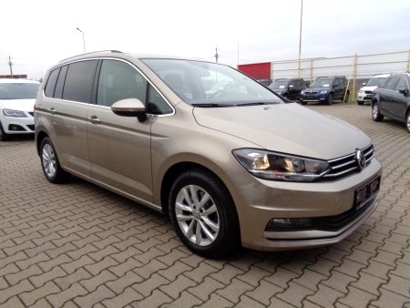 Volkswagen Touran, 2017 - pohled č. 3