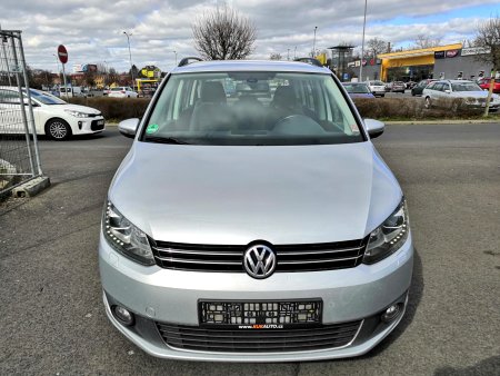 Volkswagen Touran, 2011 - pohled č. 2