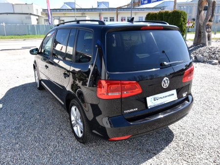 Volkswagen Touran, 2013 - pohled č. 3