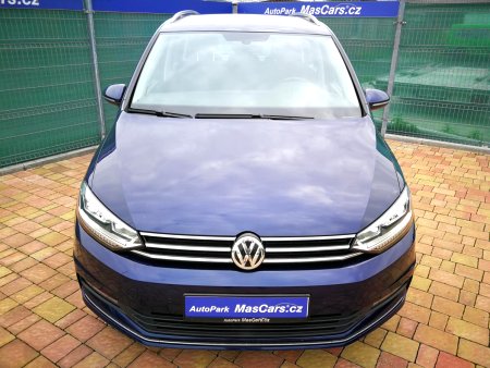 Volkswagen Touran, 2015 - pohled č. 2
