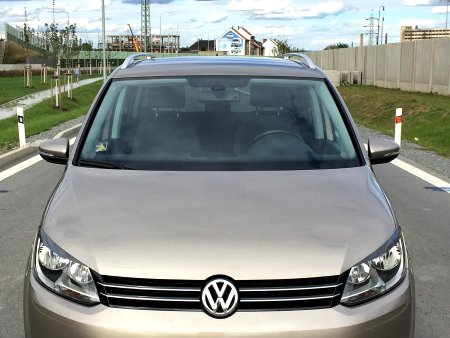 Volkswagen Touran, 2012 - pohled č. 2