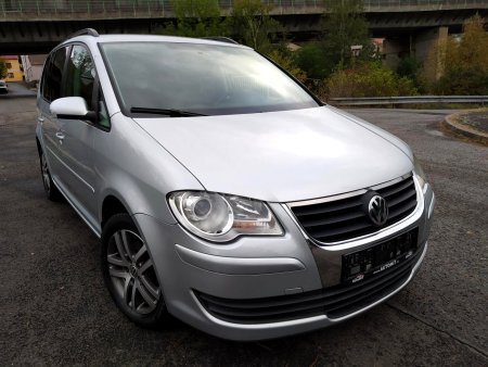 Volkswagen Touran, 2008 - pohled č. 3