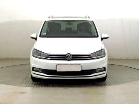 Volkswagen Touran, 2017 - pohled č. 2