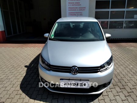Volkswagen Touran, 2014 - pohled č. 2