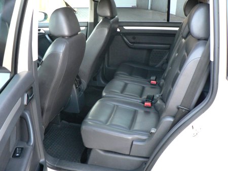 Volkswagen Touran, 2012 - pohled č. 7