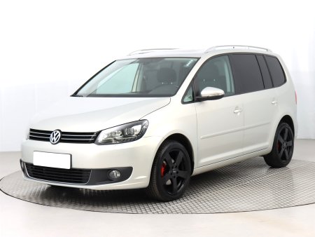 Volkswagen Touran, 2013 - pohled č. 3